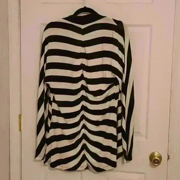 Striped cardigan - Picture 3 of 6